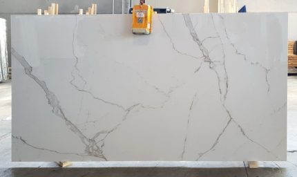 CALACATTA STATUARIO THICK VEIN EXTRA porțelan Alb din 🇮🇹 Italia